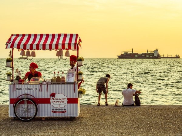 vendor-kiosk-2872915_960_720